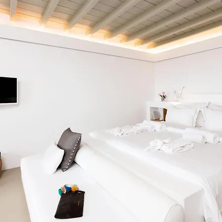 Beautiful Mykonos - Amber - 3 Bedrooms - Centre Of Mykonos Island And Close To The Airport - Kounoupas