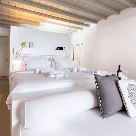 Beautiful Mykonos - Amber - 3 Bedrooms - Centre Of Mykonos Island And Close To The Airport - Kounoupas